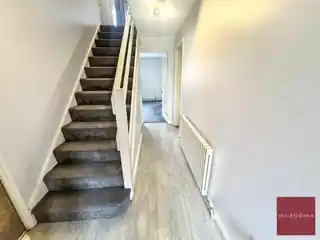 22 Upper Park Road, photo 2