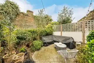 22 Venn Street, photo 3