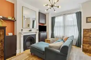 22 Weston Road, photo 2