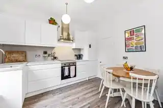 22 Woodlands Road, photo 4