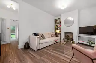 22 Woodlands Road, photo 2