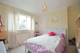 220 Lordship Lane, photo 4