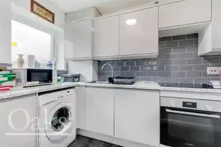 222 Birchanger Road, photo 4