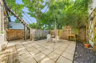 226 Merton Road, photo 3