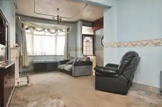 228 Humberstone Road, photo 2