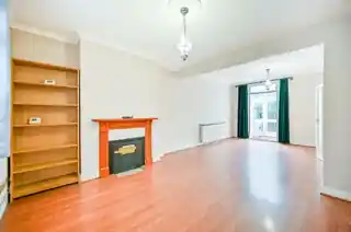229 Twickenham Road, photo 2