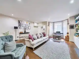 22A Winchester Avenue, photo 4
