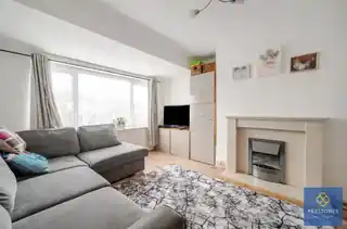 23 Ashdown Walk, photo 3