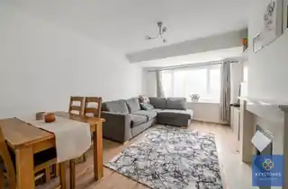 23 Ashdown Walk, photo 2