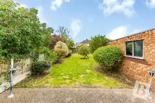 23 Bedford Gardens, photo 4