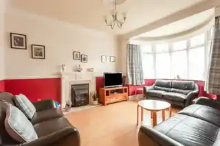 23 Braintree Avenue, photo 2