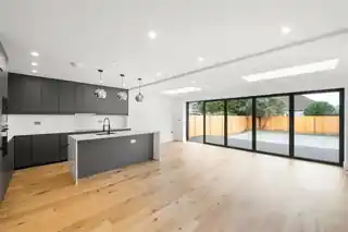 23 Chester Avenue, photo 2