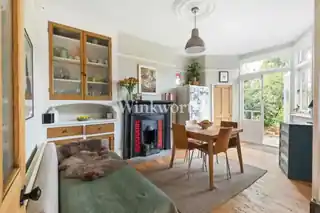 23 Chimes Avenue, photo 4
