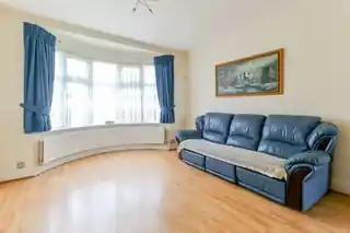 23 Dorchester Avenue, photo 3