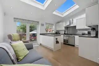 23 Dorset Avenue, photo 2
