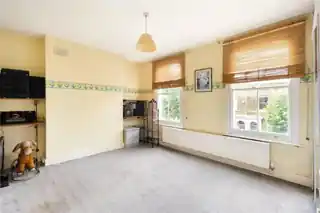 23 Ellesmere Road, photo 4