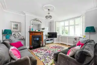 23 Friars Avenue, photo 4
