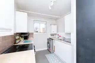 23 Garrick Close, photo 3