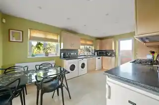 23 Gordon Road, photo 2