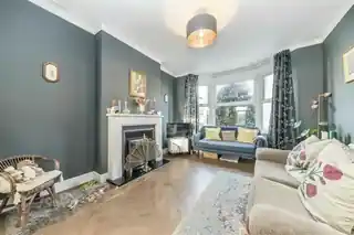 23 Heather Road, photo 4