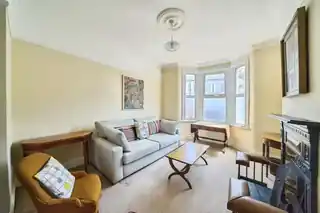 23 Liddington Road, photo 3