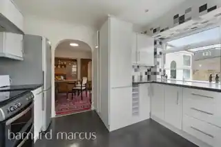 23 Longford Gardens, photo 3