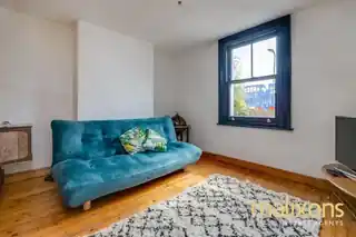 23 Love Lane, photo 3