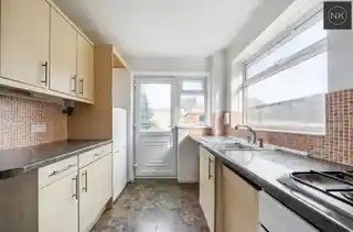 23 Mallards Road, photo 3