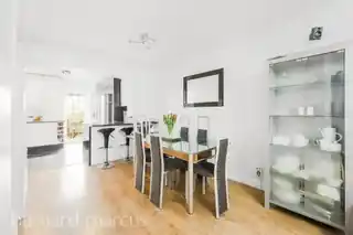 23 Mcdonough Close, photo 4