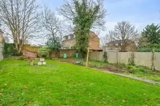 23 Oak Grove Road, photo 4