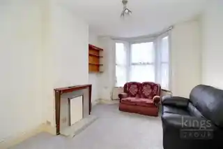 23 Pretoria Road North, photo 2