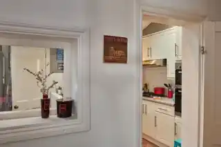 23 Rosemont Road, photo 4
