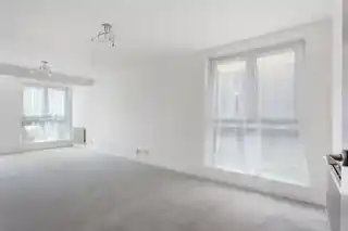 23 Rusper Close, photo 4