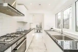 23 School House Lane, photo 3