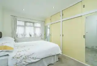 23 Shakespeare Avenue, photo 3