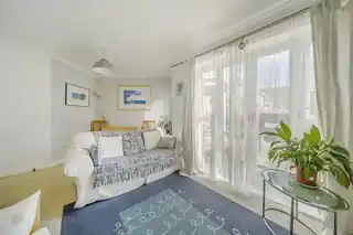 23 Shalbourne Square, photo 3