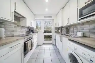 23 Shalbourne Square, photo 4