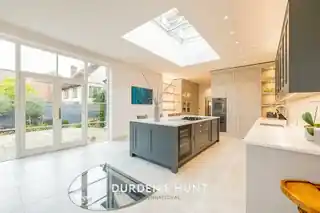 23 The Avenue, photo 3