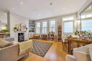 23 Thornton Road, photo 2