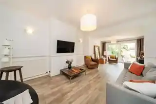 230 Chamberlayne Road, photo 3
