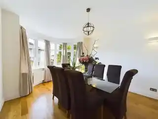 233 Victoria Road, photo 4