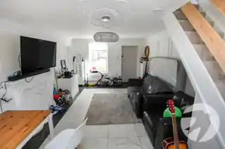 236 Beaconsfield Road, photo 4