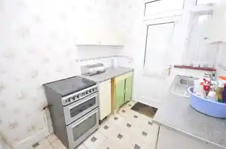 236 Eton Road, photo 4