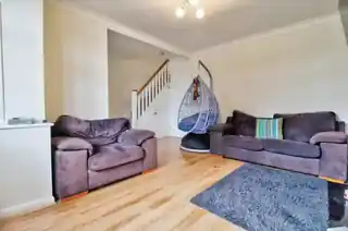 237 Havering Road, photo 2
