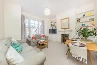 23A Midmoor Road, photo 2