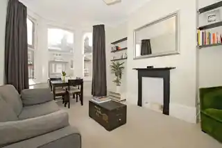 23C Woodland Road, photo 2