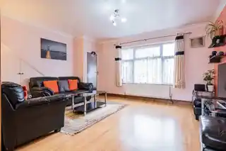 24 Allington Road, photo 2