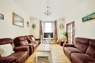 24 Barrington Road, photo 2