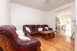 24 Chatsworth Crescent, photo 4