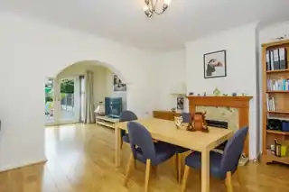 24 Cherrydown Road, photo 2